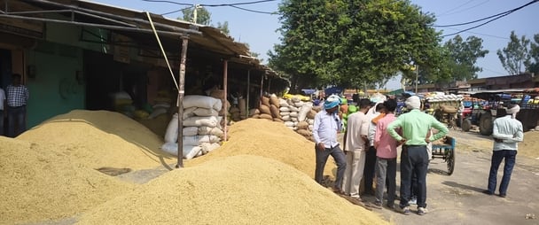 Hathras News: रात 10 से सुबह आठ बजे तक ही मिलेगा वाहनों को प्रवेश
