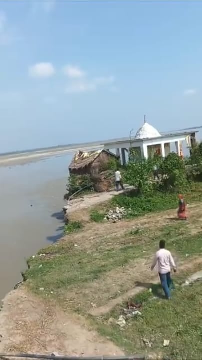 Lakhimpur Kheri News: शारदा नदी की कटान तेज, तीन घरों पर मंडराया खतरा