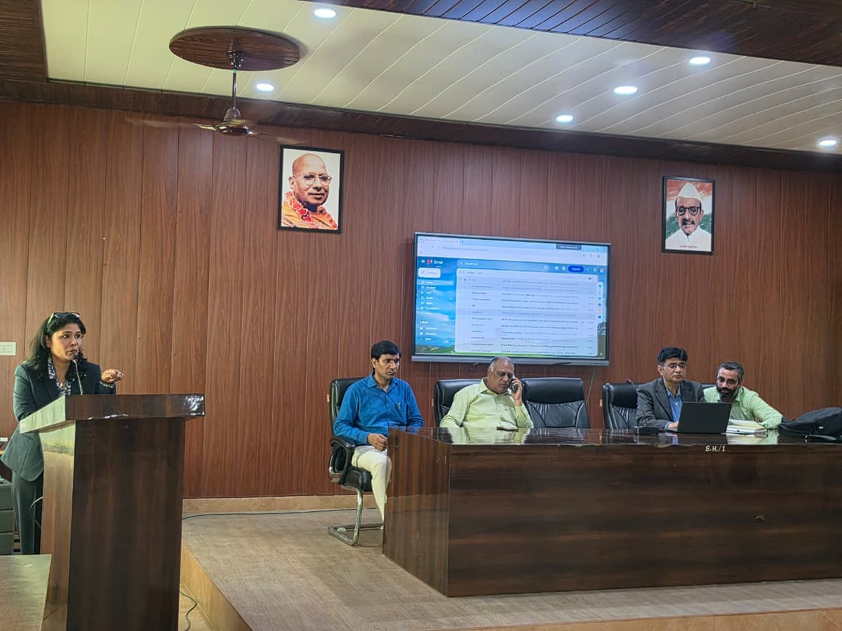 Shahjahanpur News: अंग्रेजी में दक्षता से खुलेंगे रोजगार के नए रास्ते