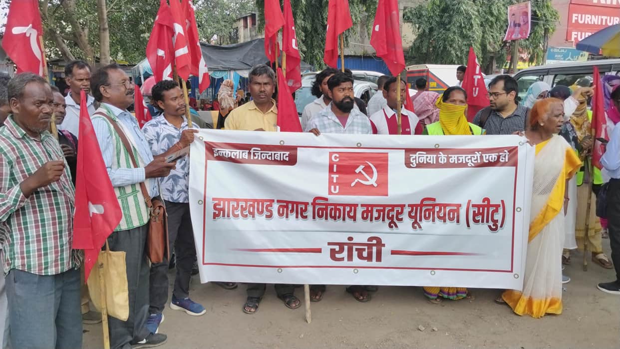 Municipal corporation besieged over a ten-point list of demands; workers call for payment of
