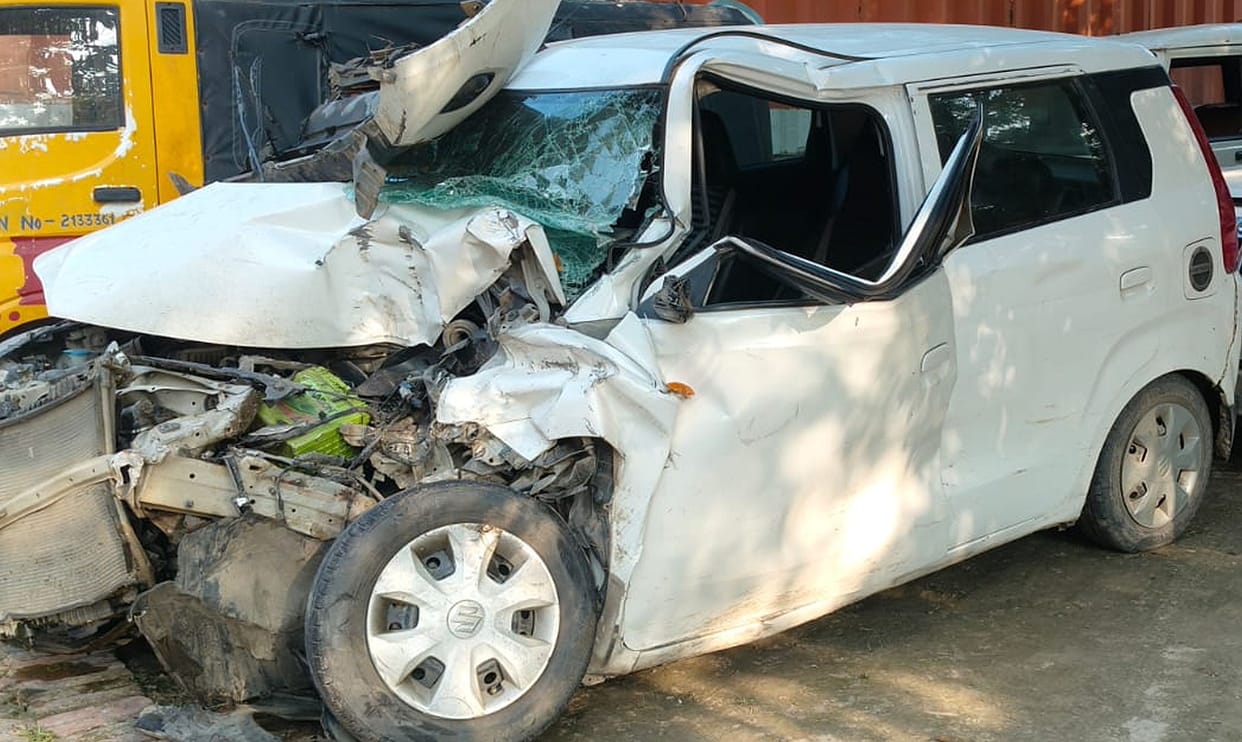 Car crashes into stationary Bolero; one dead, three injured.