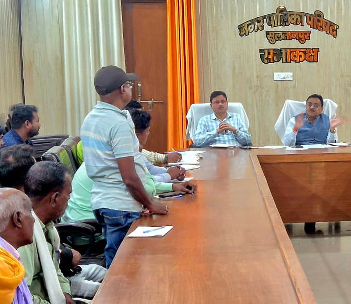 Sultanpur News: दुर्गापूजा मेले के पहले दुरुस्त होंगी लाइटें