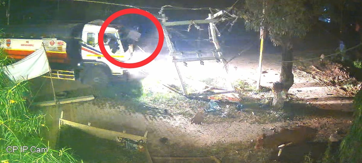 Bijnor News: ट्रैक्टर-ट्राली से टकराई बाइक, एक युवक की मौत, दो गंभीर घायल