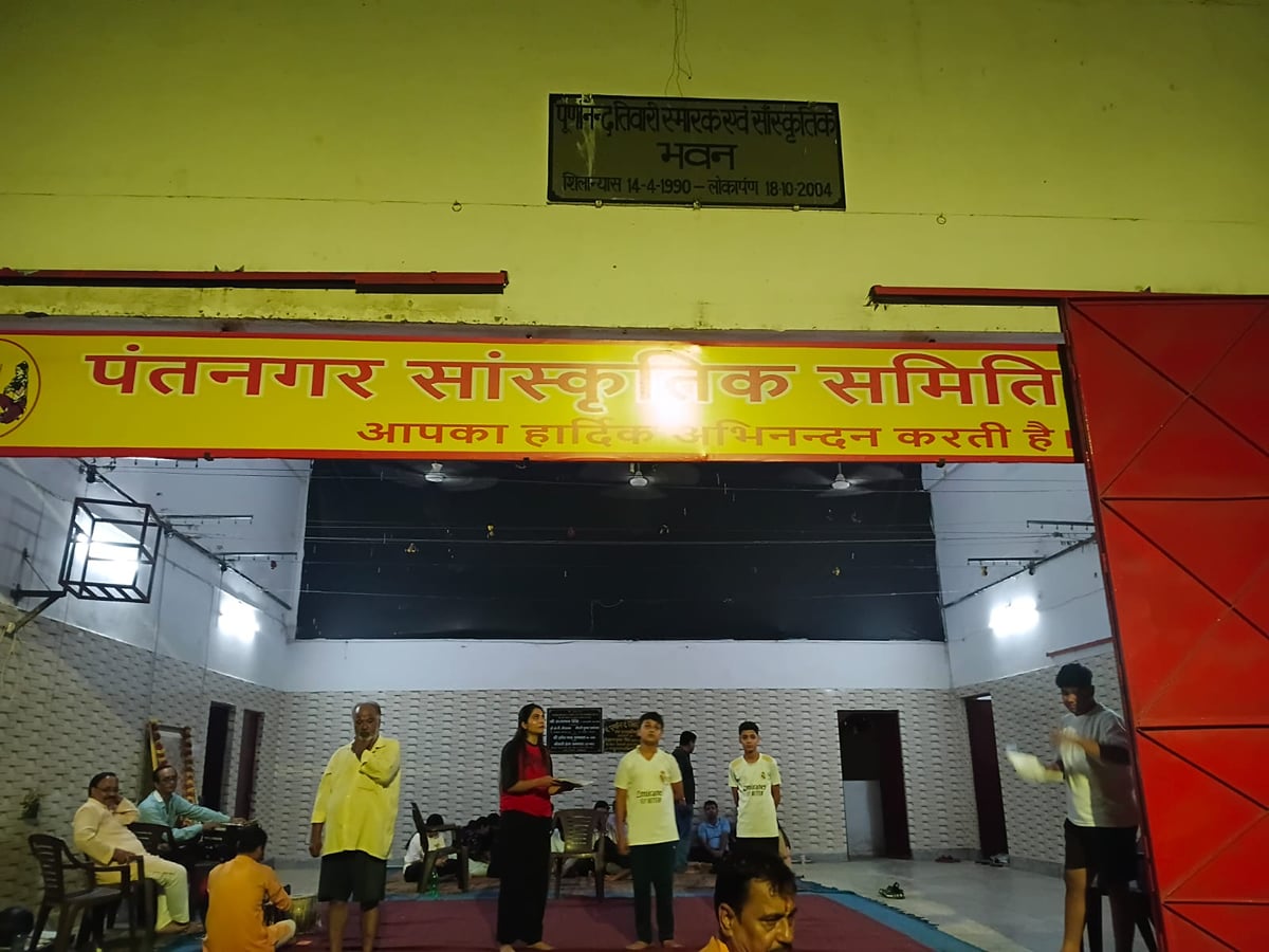 Lucknow News: पीढ़ियां बदलीं पर आस्था नहीं, रामलीला के मंच पर जेन-जी की धमक