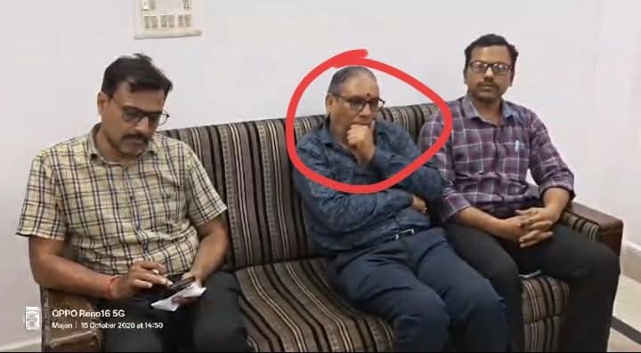 Irrigation Department official caught by Lokayukta for demanding bribe to process a father's insurance payout.