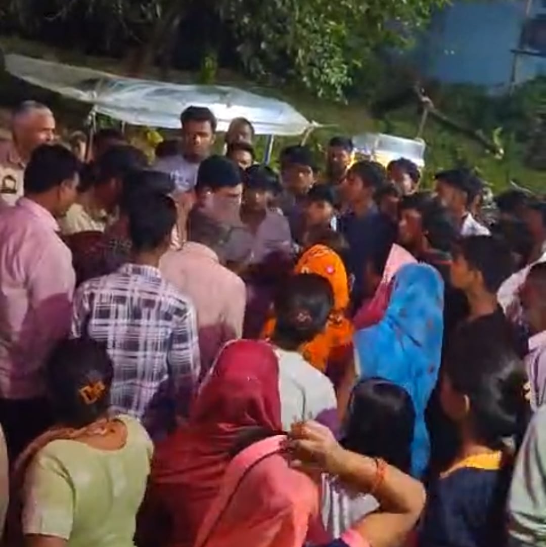 Bijnor News: रामलीला मंचन के दौरान हंगामा, पुलिस पर अभद्रता का आरोप