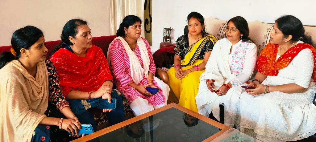 Kaushambi News: डांडिया-गरबा में अश्लीलता के खिलाफ उठाई आवाज