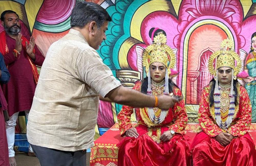 Mahoba News: ताड़का वध होते ही गूंजे श्रीराम के जयकारे