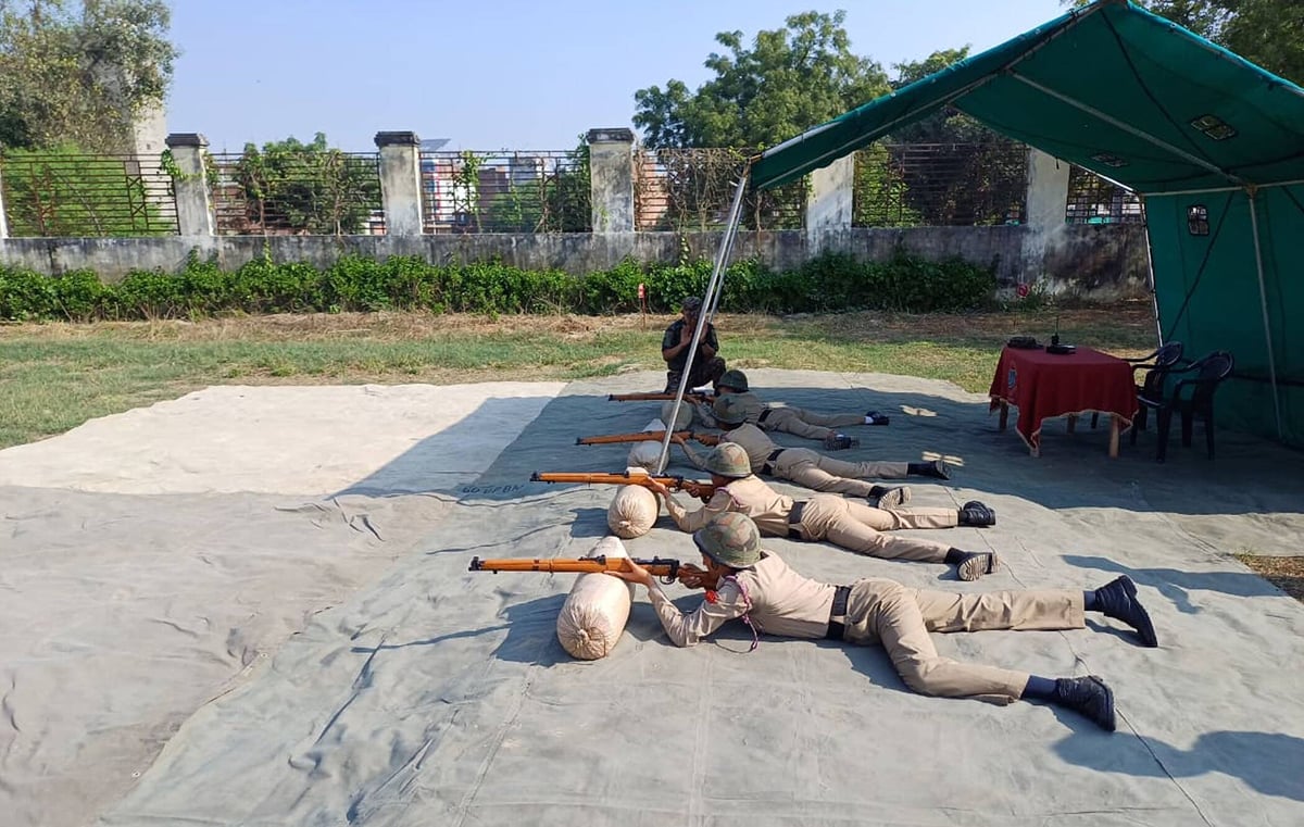 Fatehpur News: एनसीसी शिविर में सैन्य प्रशिक्षण के साथ आपदा प्रबंधन के गुर सीखेंगे 550 कैडेट