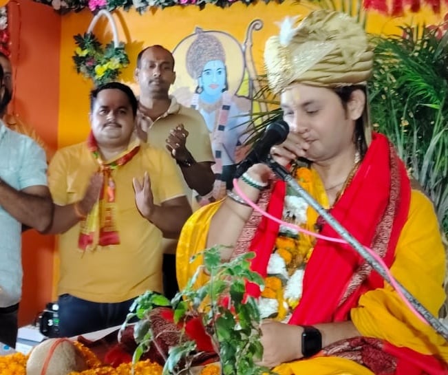 Azamgarh News: राम जन्मोत्सव पर जयकारों से गूंजा कटहन, भावविभोर हुए श्रद्धालु