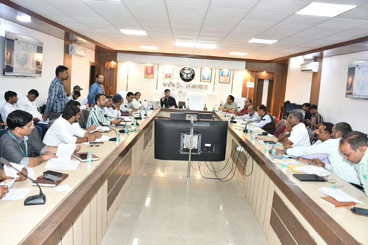 Firozabad News: उद्योग बंधु की बैठक में जलेसर रोड पर फूड पार्क बनाने का प्रस्ताव