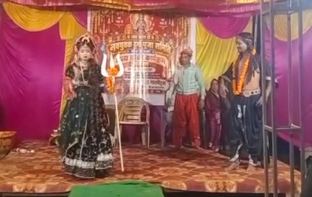 Sant Kabir Nagar News: महिषासुर का वध कर अधर्म पर धर्म की जीत का दिया संदेश