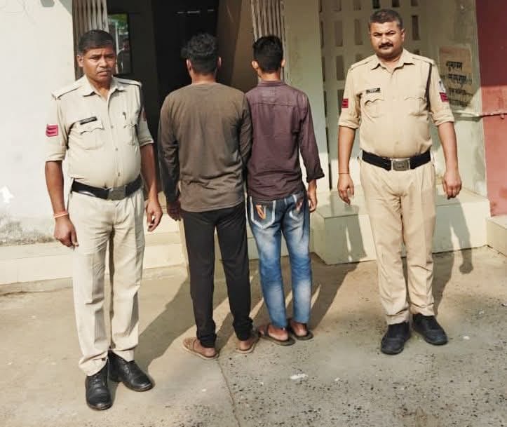 Singrauli: Two Arrested in Kiosk Theft Case; Apache Bike and Tata Indica Bought with Stolen Cash Seized