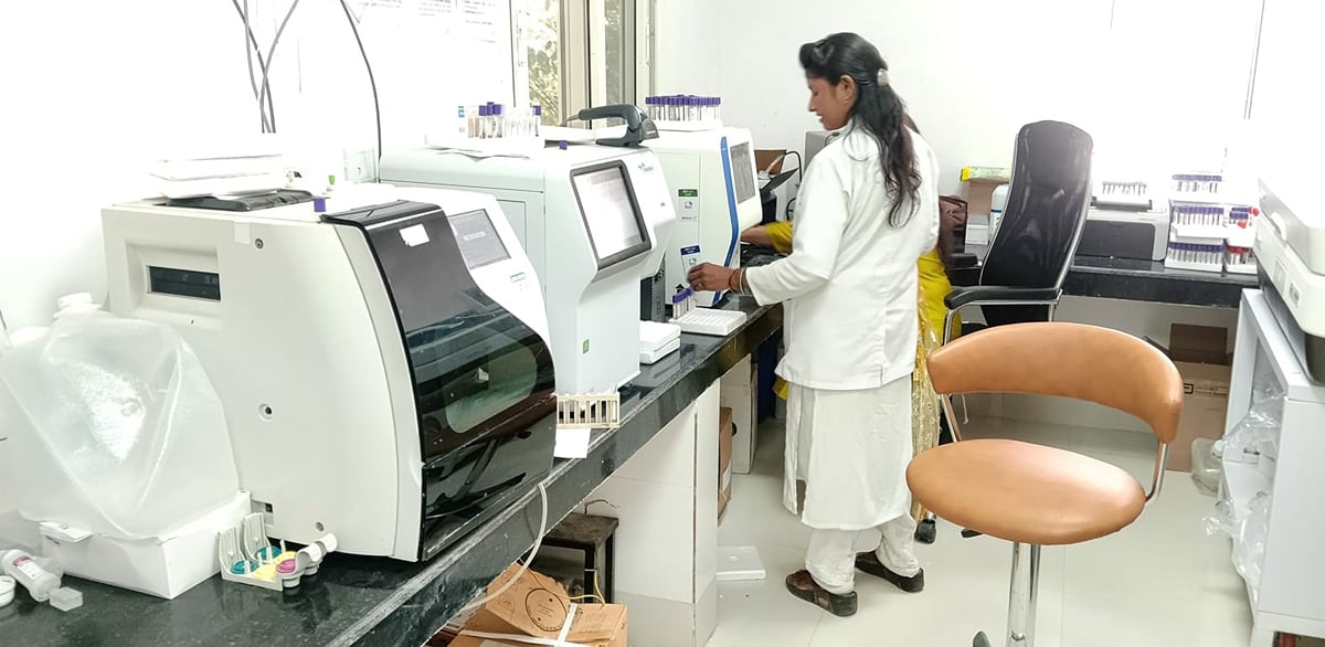 Hamirpur News: हड़ताल से बिगड़े हालात... उपचार के लिए घंटों इंतजार