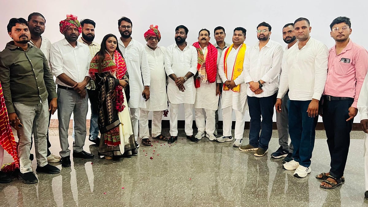 Agra News: भाजपा के नवनियुक्त पदाधिकारियों का किया स्वागत