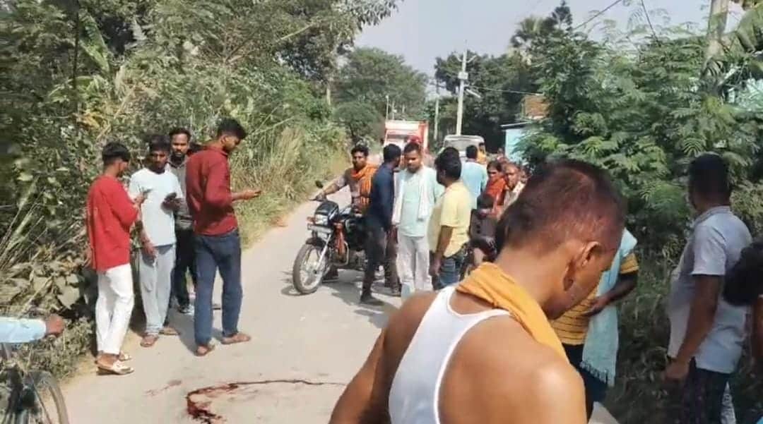 Two bikes collide in Manopali, youth dies, another seriously injured: