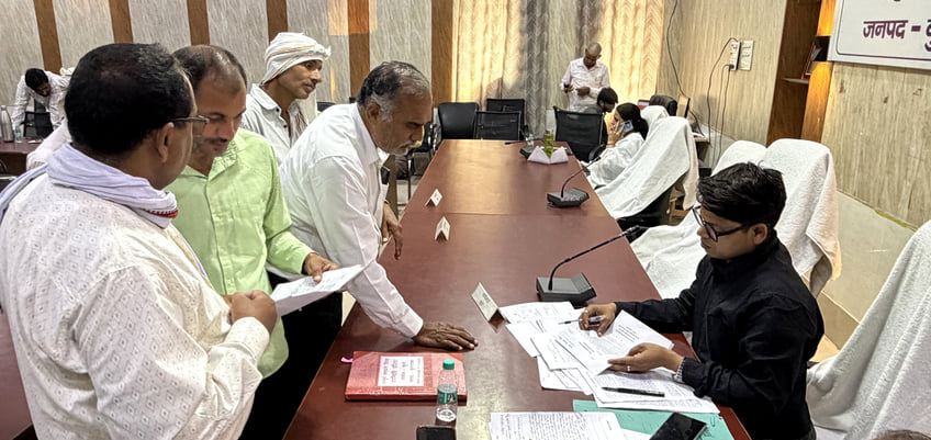 Bulandshahar News: पिंक संपूर्ण समाधान दिवस में महिला फरियादियों को मिली निराशा