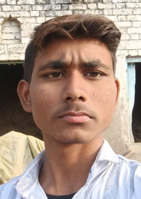 Unnao News: ट्रेन की चपेट में आकर छात्र की मौत