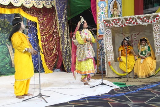 Jhansi News: माता सीता का हरण और जटायु वध देख रोने लगे दर्शक