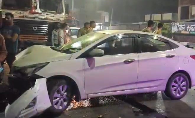 फोटो 30: सफाई न होने से झाड़ियों से पटा पड़ा बिधीपुर रजवाह। संवाद