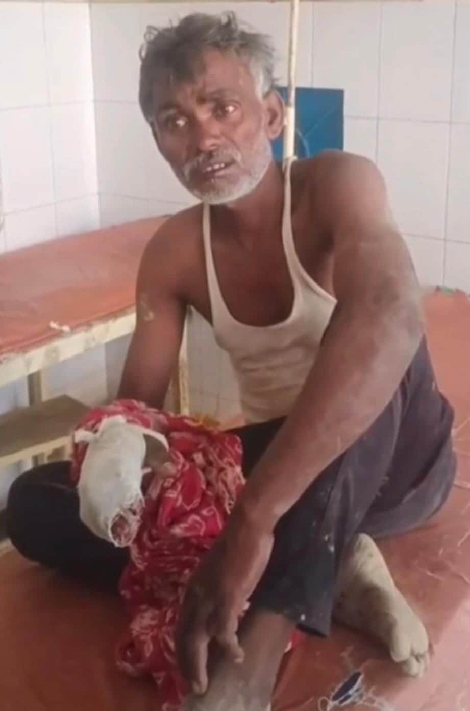 Middle-aged man beaten with sticks, video goes viral