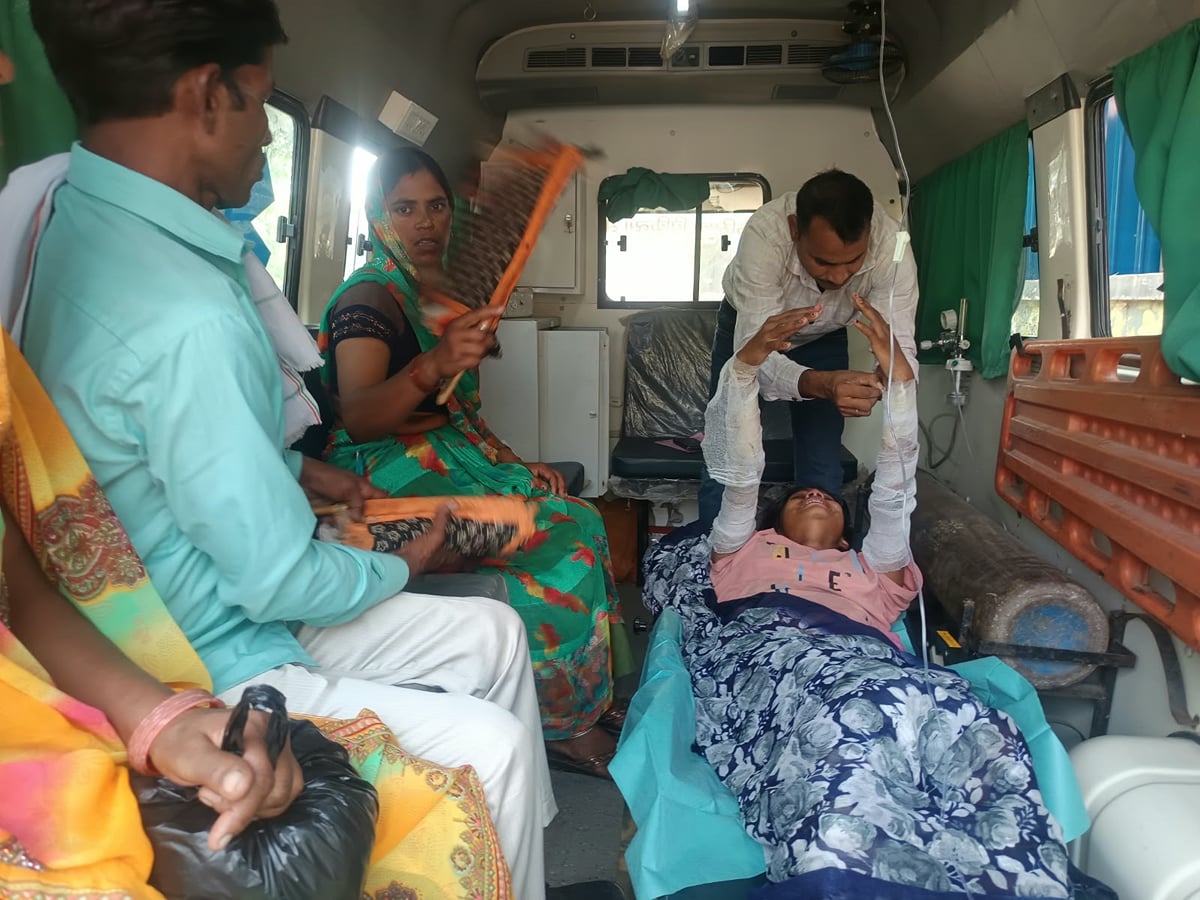 Firozabad News: गर्म खीर से झुलसे 5 वर्षीय मासूम रितिक की आगरा में मौत, अन्य गंभीर