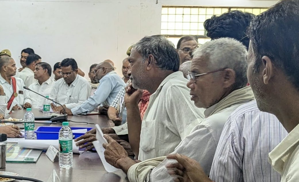 Bhadohi News: समाधान दिवस में आईं 142 शिकायतें, निपटारा सिर्फ 19 का