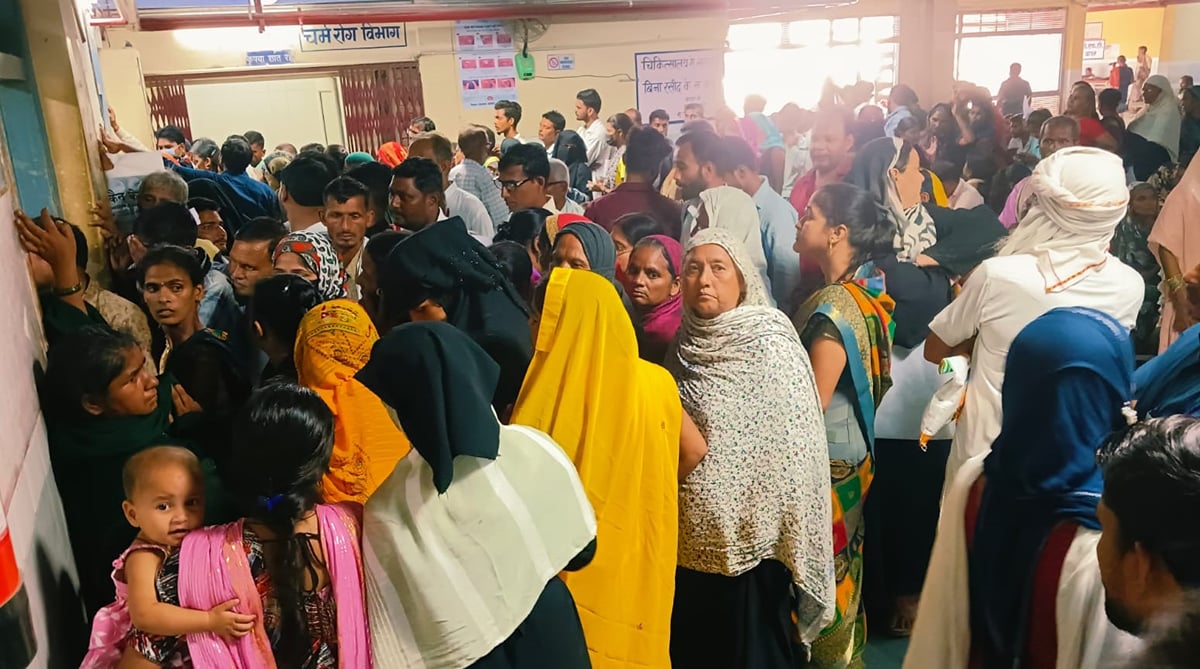 Shahjahanpur News: बदलते मौसम में बढ़ गए बुखार के मरीज , मेडिकल कॉलेज में खुला फीवर क्लीनिक