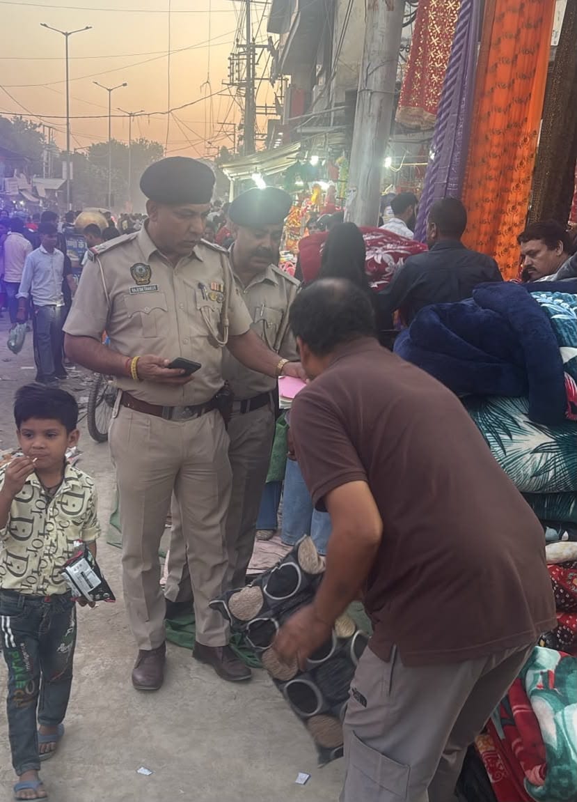 The police removed encroachments from Sai Road.
