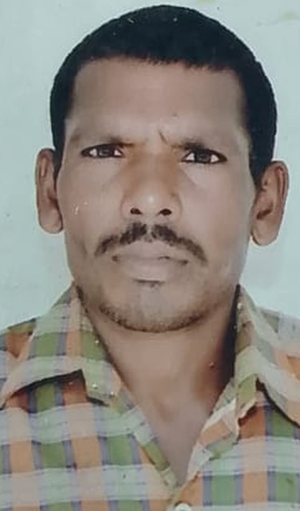 Fatehpur News: बरामदे में फंदे से लटकता मिला किसान का शव, पुलिस को शव उठाने से रोका