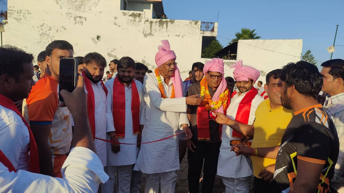 Meerut News: कबड्डी प्रतियोगिता में दबथुवा की टीम प्रथम