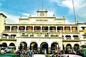 Lucknow News: सफाई में लापरवाही पर रामकी कंपनी पर एक लाख का जुर्माना