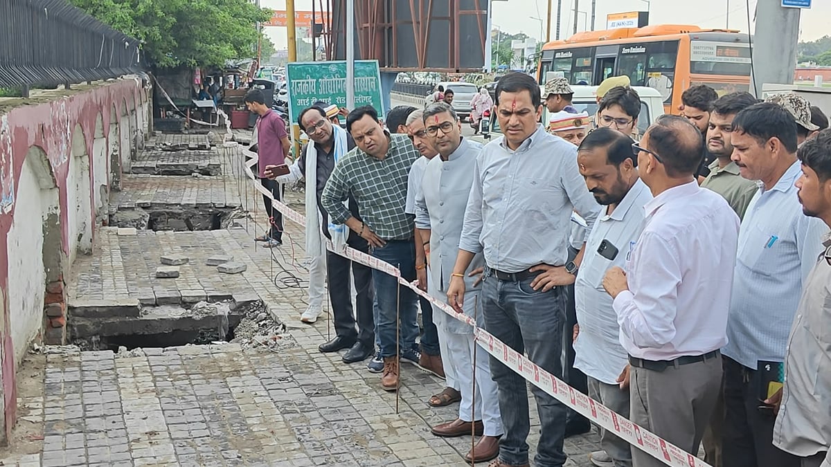 Aligarh News: 627 करोड़ के 5200 विकास कार्यों से संवरेगा अलीगढ़