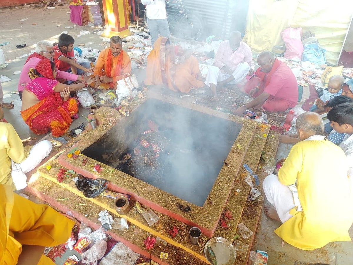 Siddharthnagar News: नवमी पर मां पल्टादेवी के दरबार में उमड़े श्रद्धालु