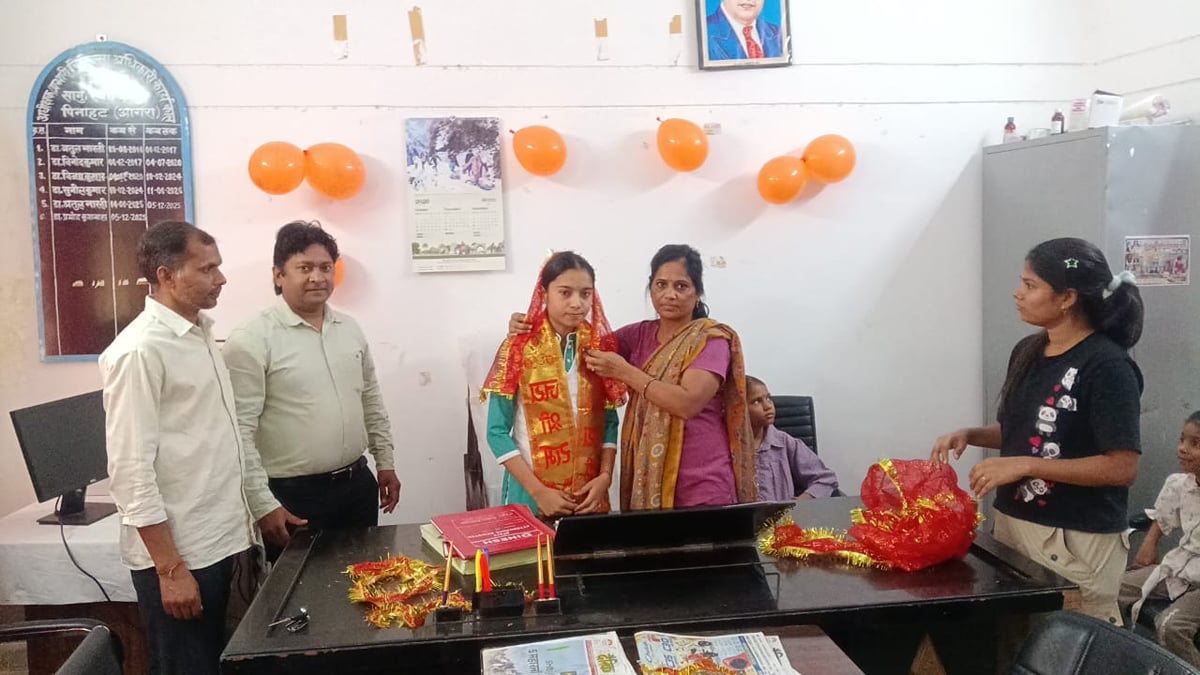 Agra News: मिशन शक्ति के तहत प्रियांशी चिकित्सा अधीक्षक, यस्वी थाना प्रभारी बनीं