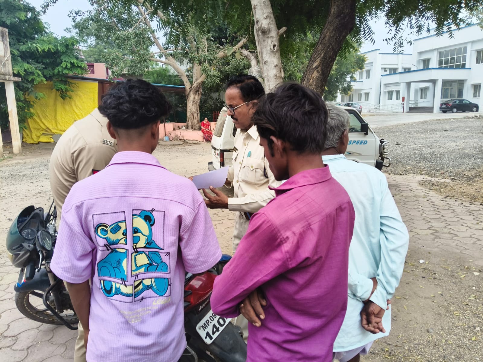 पुलिस मामले की जाँच में जुटी
