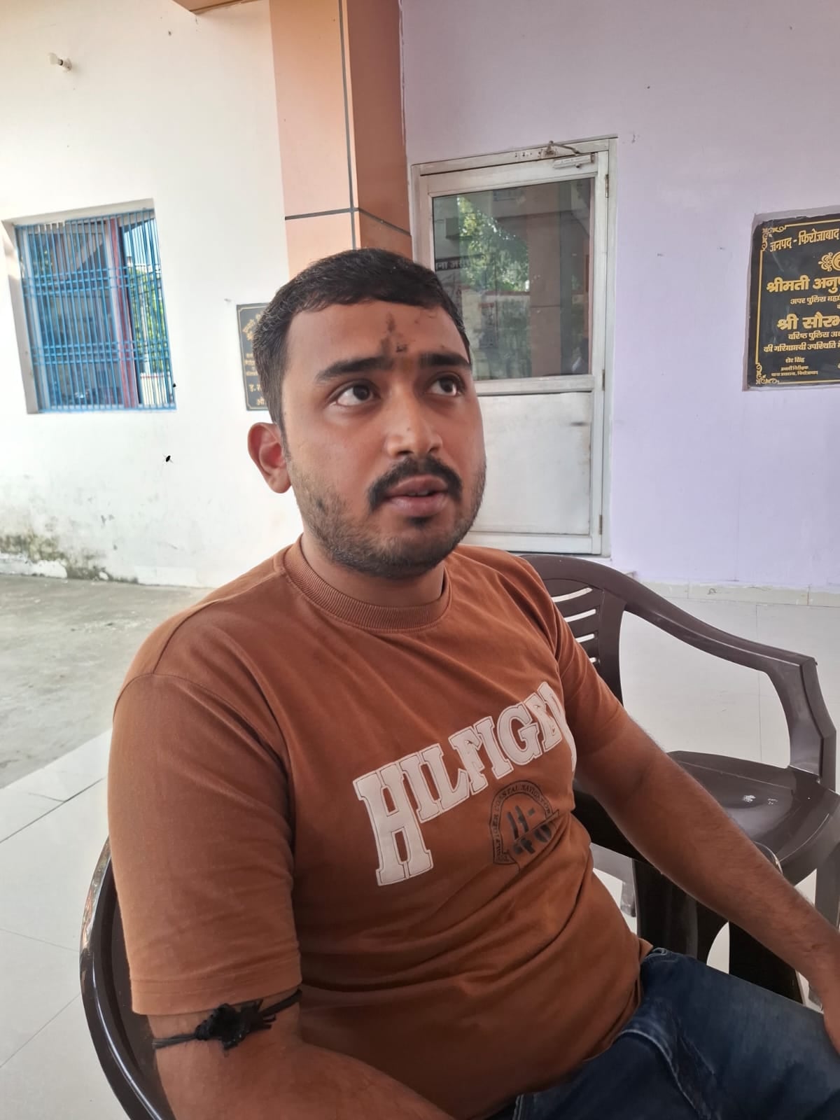 Firozabad News: सराफा व्यापारी के बेटे को पीटा, अपहरण का प्रयास