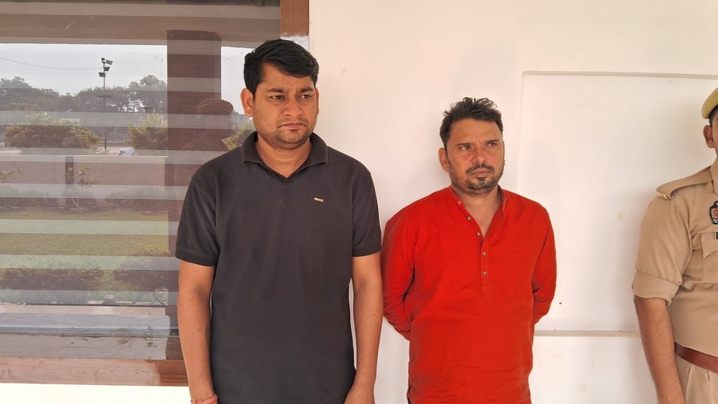 Bulandshahar News: जीएसटी चोरी करने का इनामी और साथी गिरफ्तार