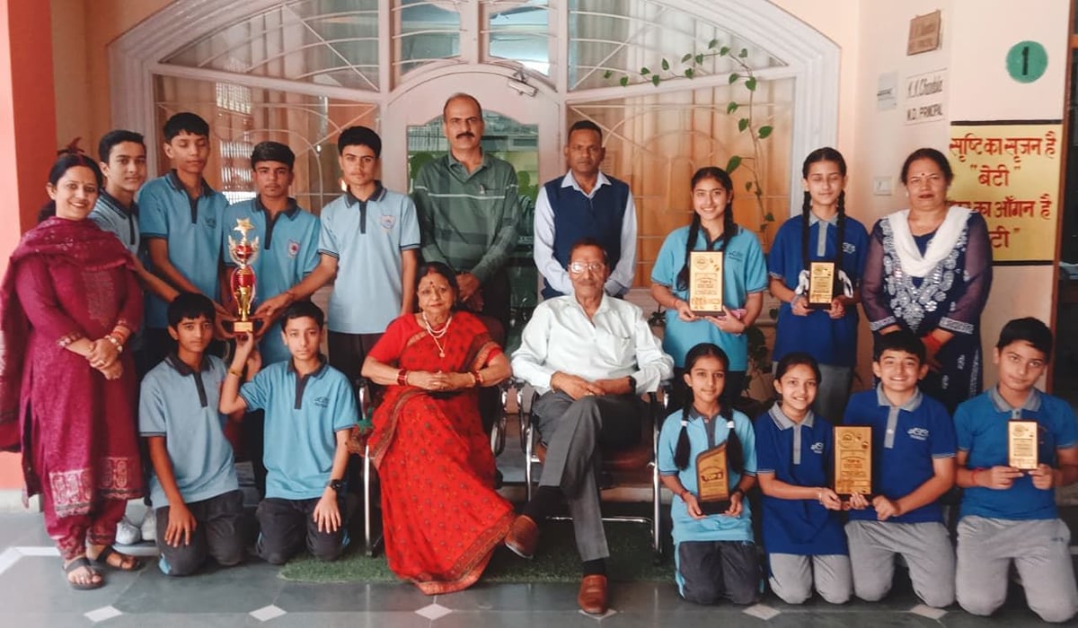 Sirmour News: राज्यस्तरीय बाल विज्ञान सम्मेलन में सिरमौर का प्रतिनिधित्व करेंगी दिव्यांशी और आफिया