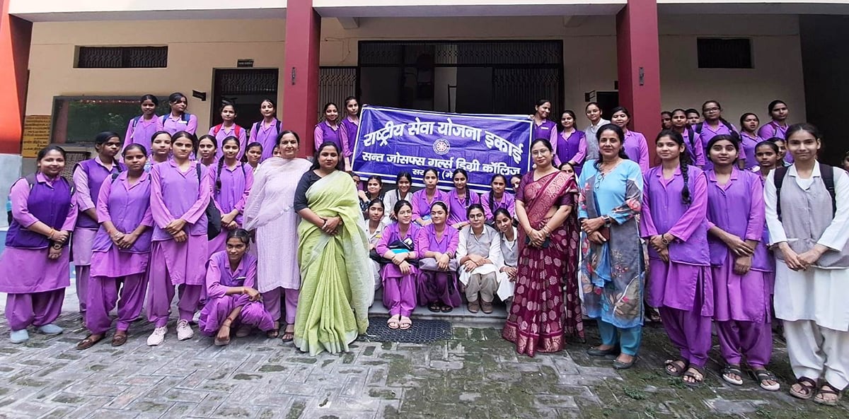 Meerut News: एनएसएस शिविर में महिला सशक्तीकरण पर व्याख्यान