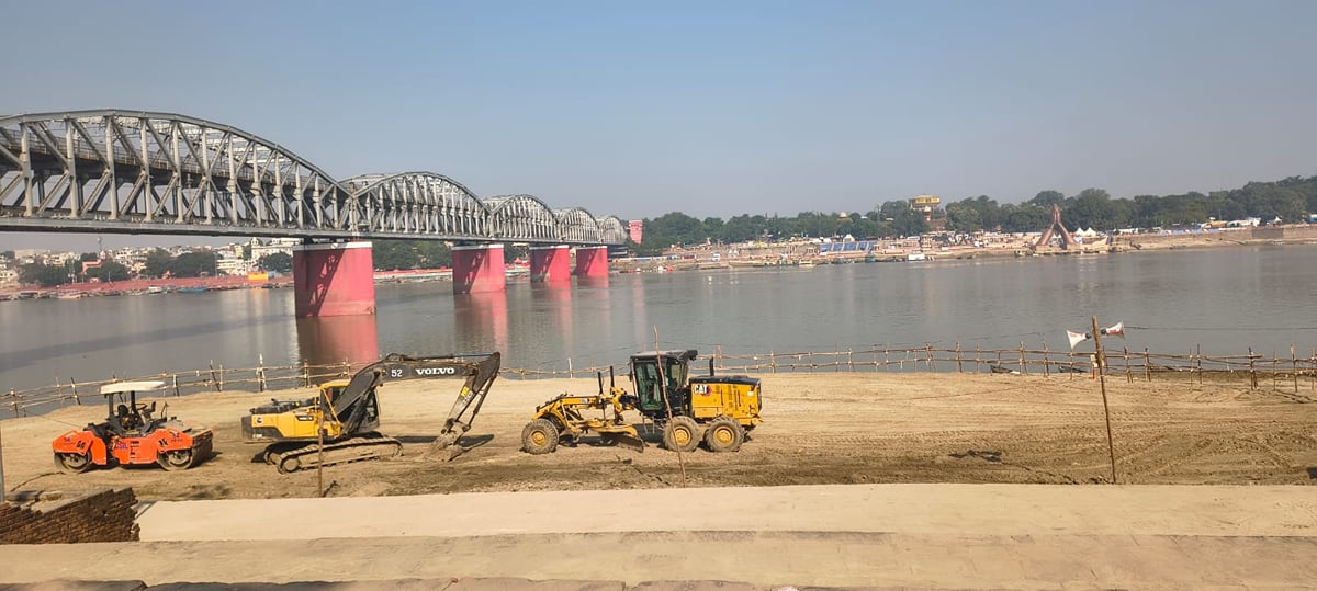 Chandauli News: पड़ाव में पार्किंग भरने पर रामनगर के लंका मैदान भेजे जाएंगे वाहन