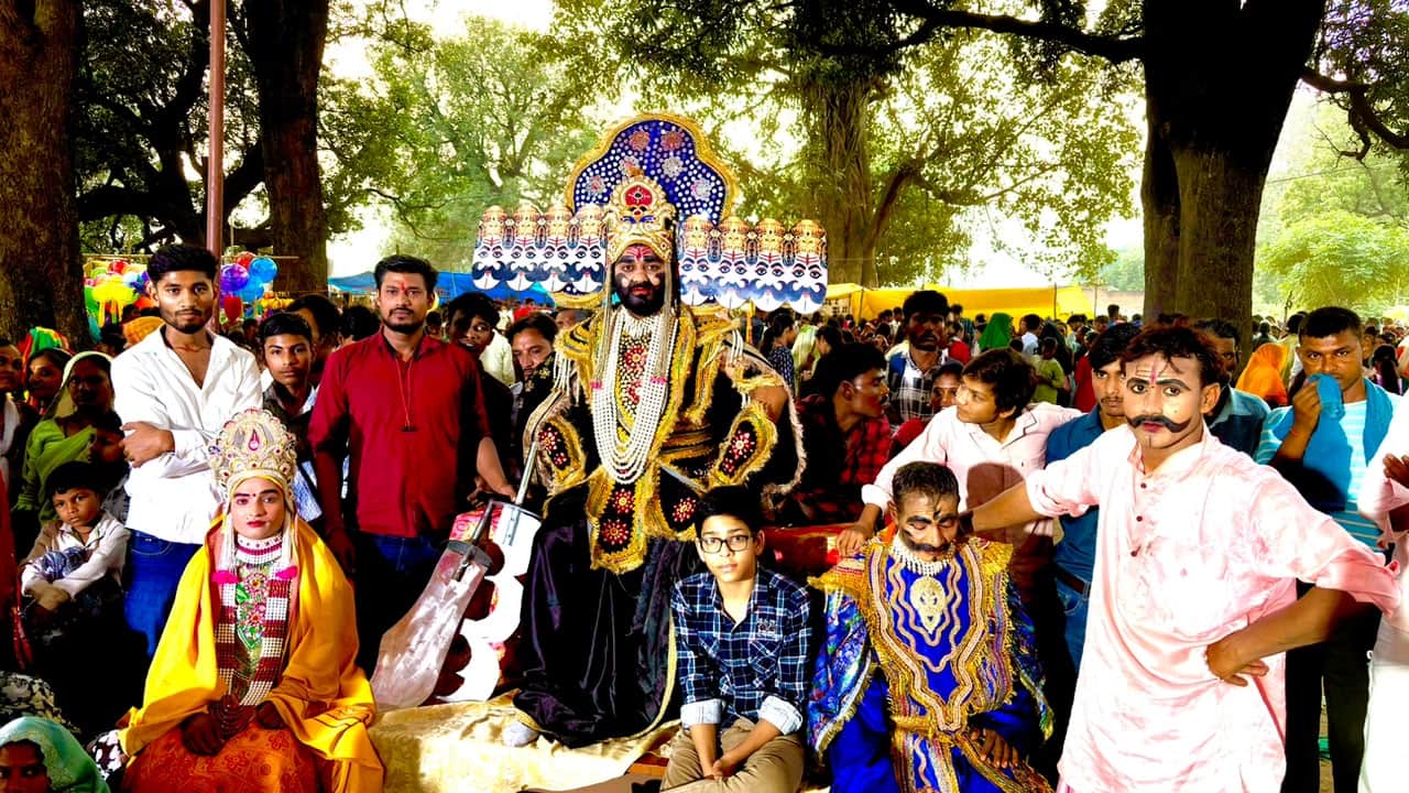 फोटो 22 सीकेटीपी 26 रामलीला में मंचन करते कलाकार। संवाद