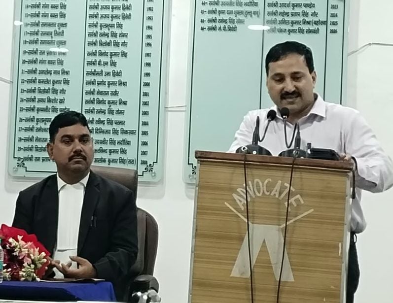 अधिवक्ताओं और प्रशासन के बेहतर तालमेल से सुलभ होगी न्याय व्यवस्था : डीएम