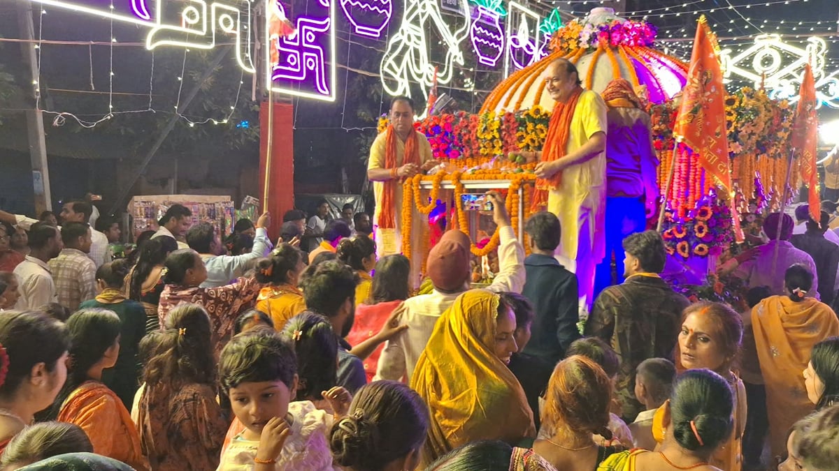 Basti News: महाकाल की शाही पालकी और गंगा आरती ने मोहा मन, ज्योति यात्रा में उमड़े श्रद्धालु