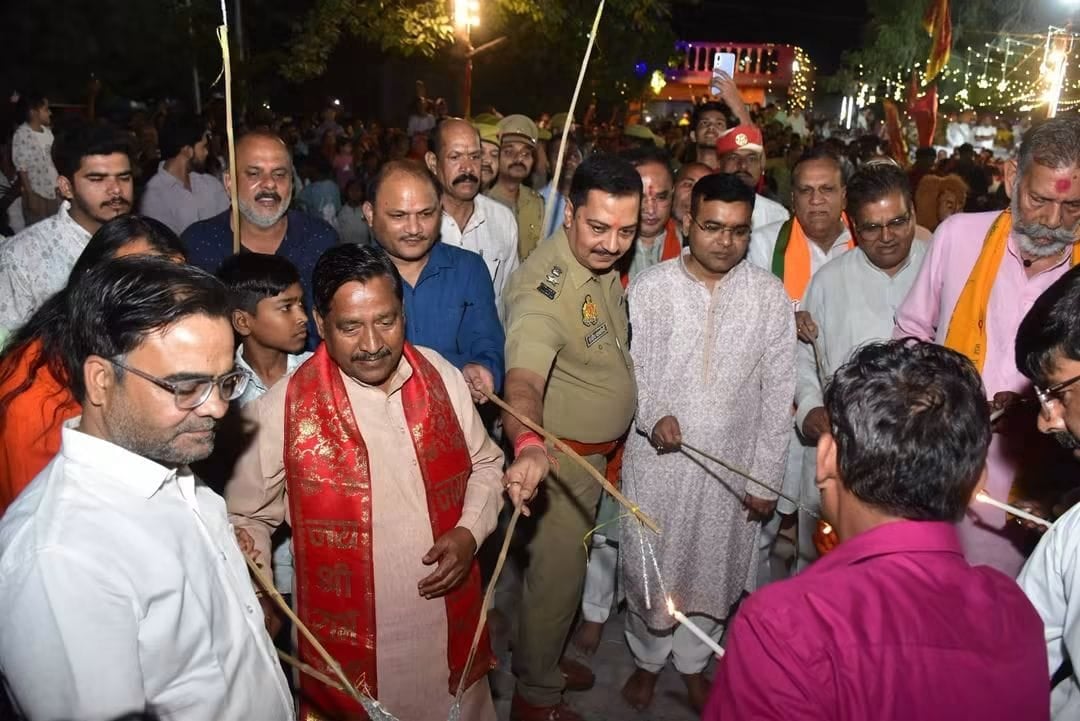 Lalitpur News: सिद्धपीठ चंडी मंदिर धाम पर धूमधाम से मना विजयादशमी वर्ष