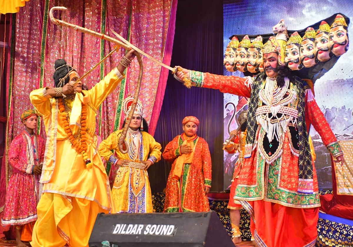 Unnao News: रावण का वध कर अयोध्या पहुंचे श्रीराम का हुआ राजतिलक