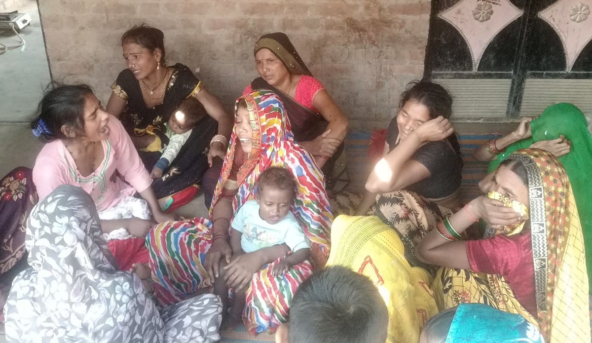 Shahjahanpur News: अल्हागंज में ऑटो की टक्कर से बाइक सवार दो लोगों की मौत