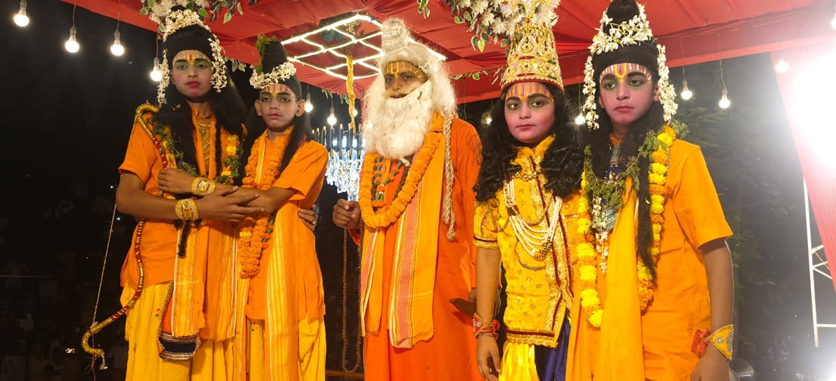 Mirzapur News: भगवान जगन्नाथ रथ के दर्शन को उमड़ा जनसैलाब, श्रीराम-भरत मिलाप ने मोहा मन