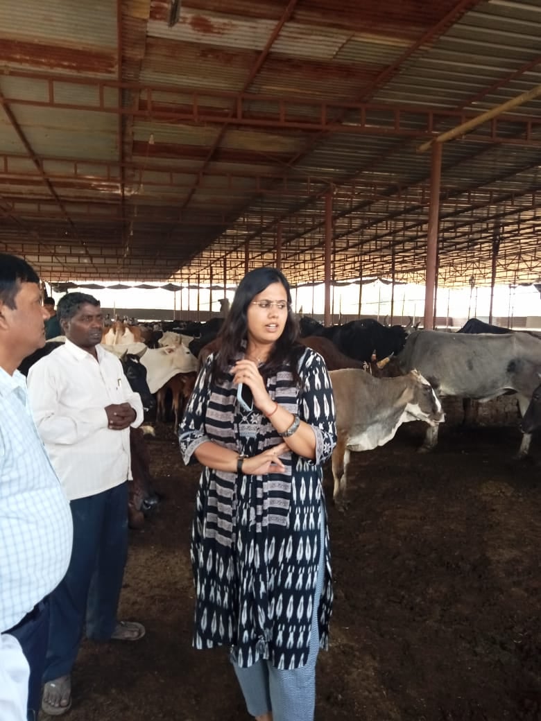 Budaun News: दो पंचायत भवन मिले बंद, दो एडीओ समेत चार को नोटिस