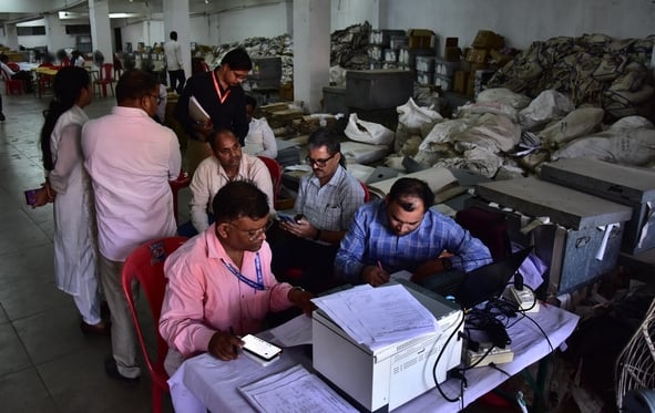 स्नातक-शिक्षक निर्वाचन : 1.16 लाख मतदाता आज चुनेंगे एमएलसी